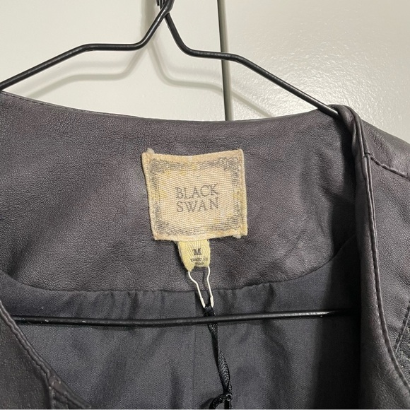 NWT Black Swan Faux Leather‎ Jacket Perforated Detail Zip Up Gray Size M - Picture 10 of 11